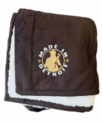 MID Mountain Lodge Brown Blanket
