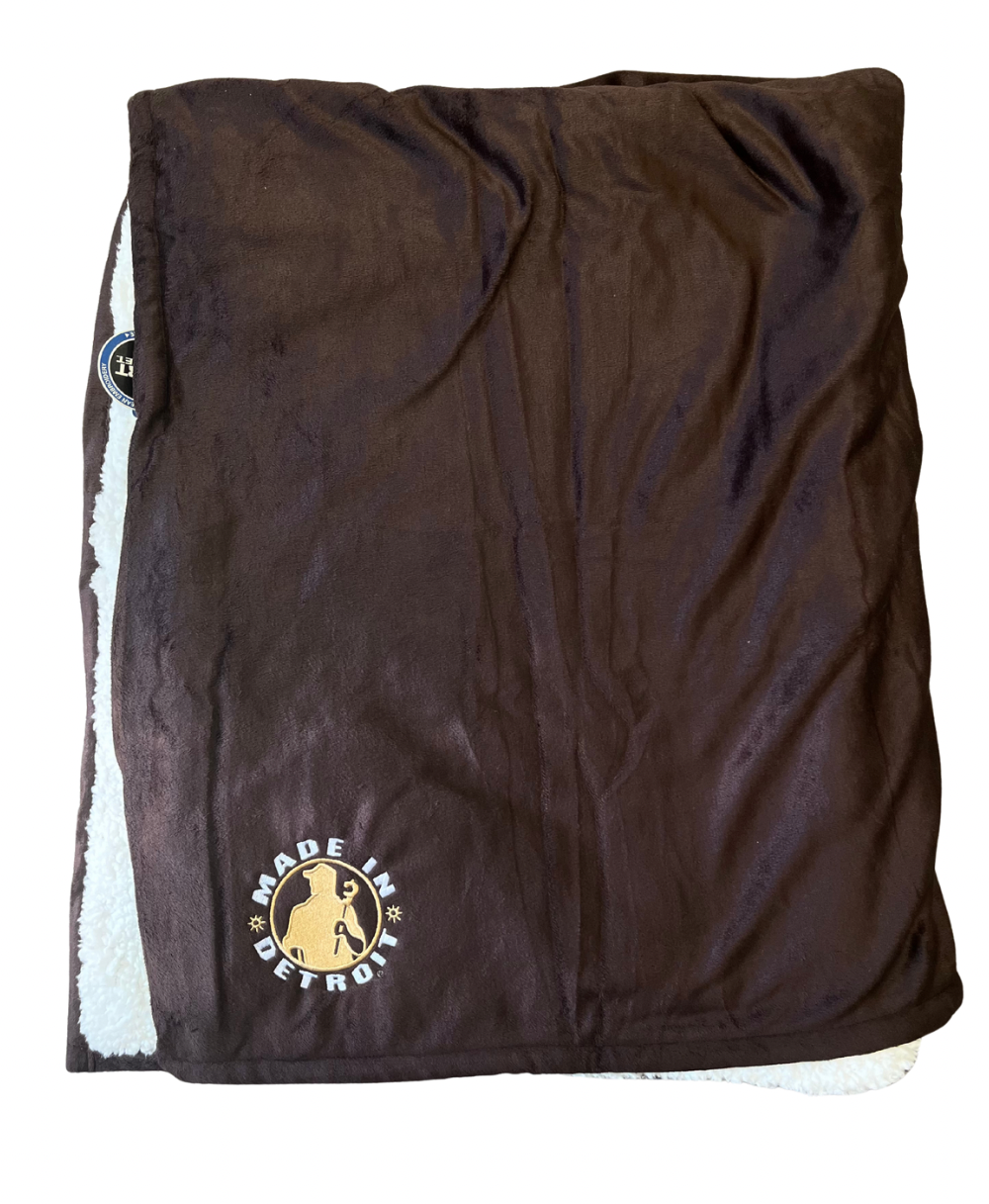 MID Mountain Lodge Brown Blanket