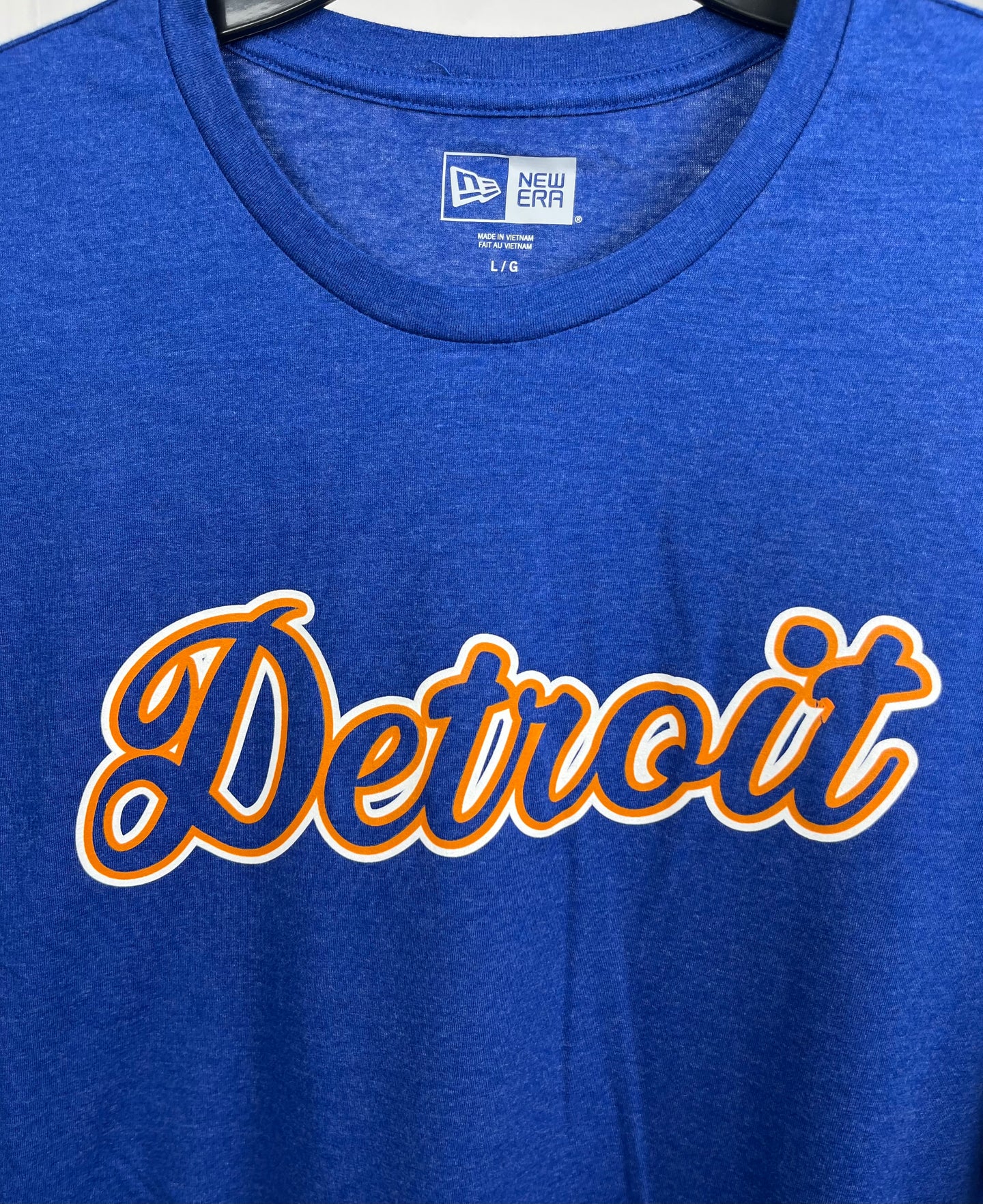 (1 of 1) New Era Detroit Script Royal Shirt  - LARGE