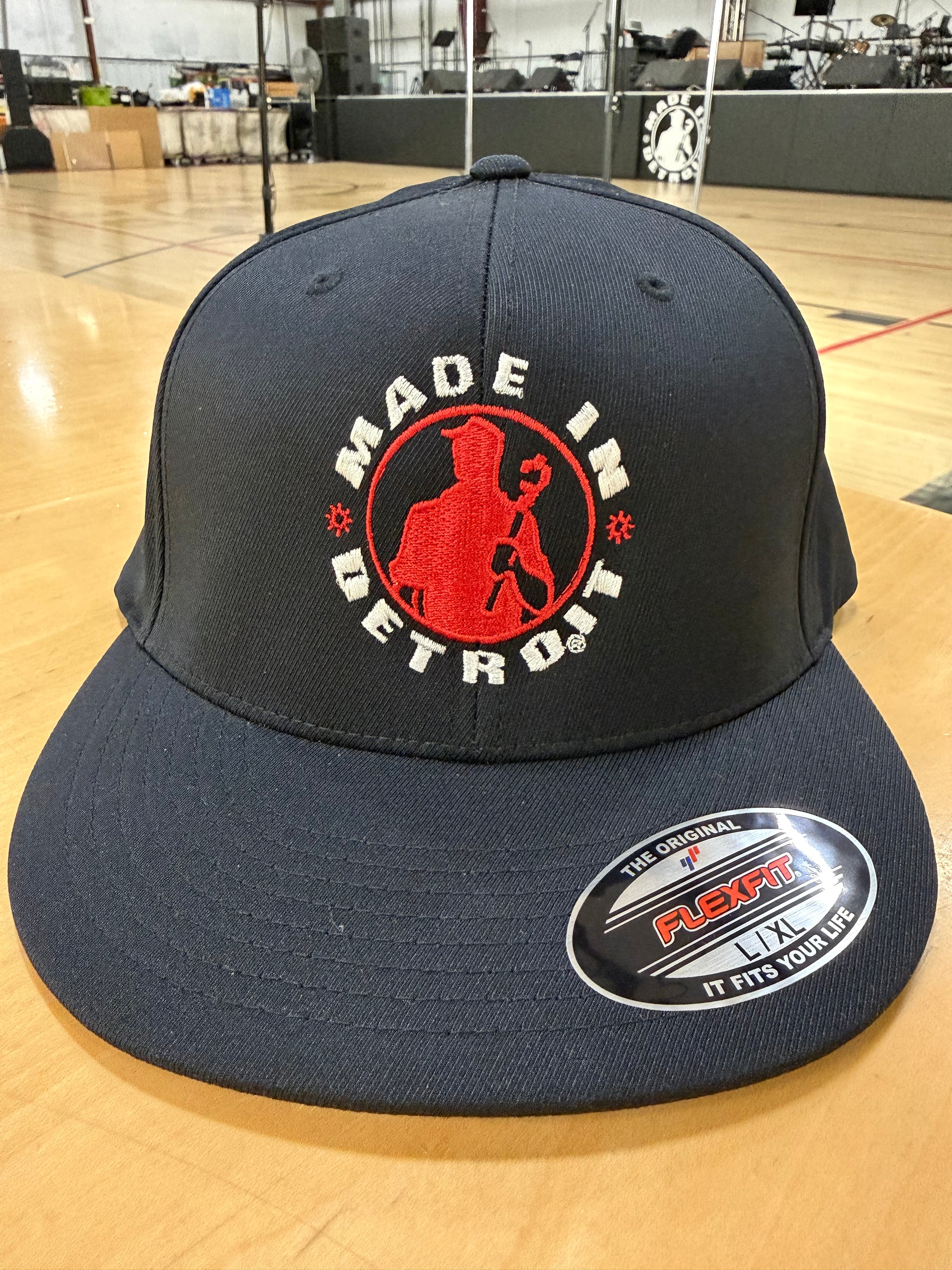 MID L/XL Flexfit Flatbill Hat