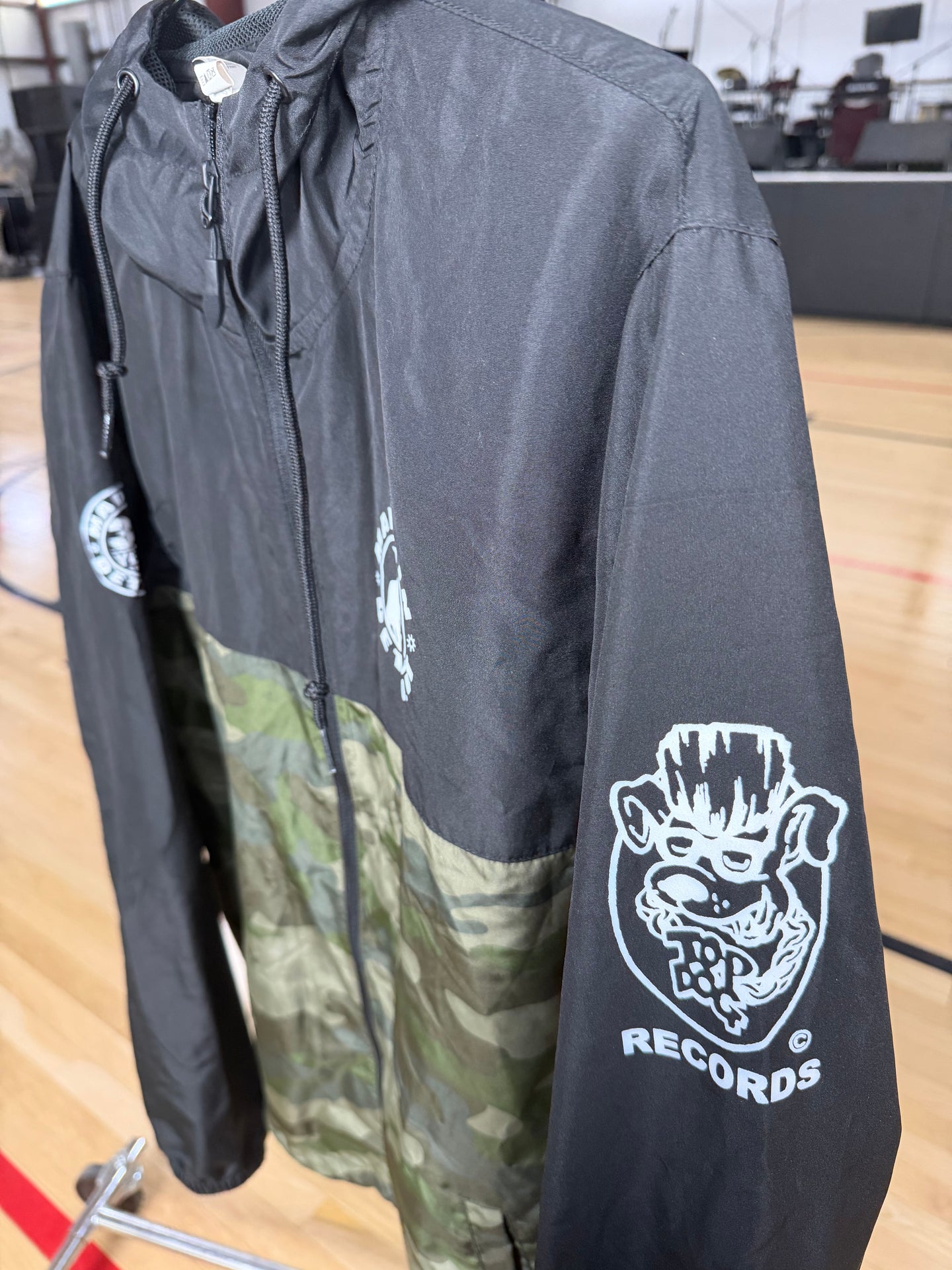 NEW (1 of 1) Top Dog/30 Years Camo Zip Up - LARGE